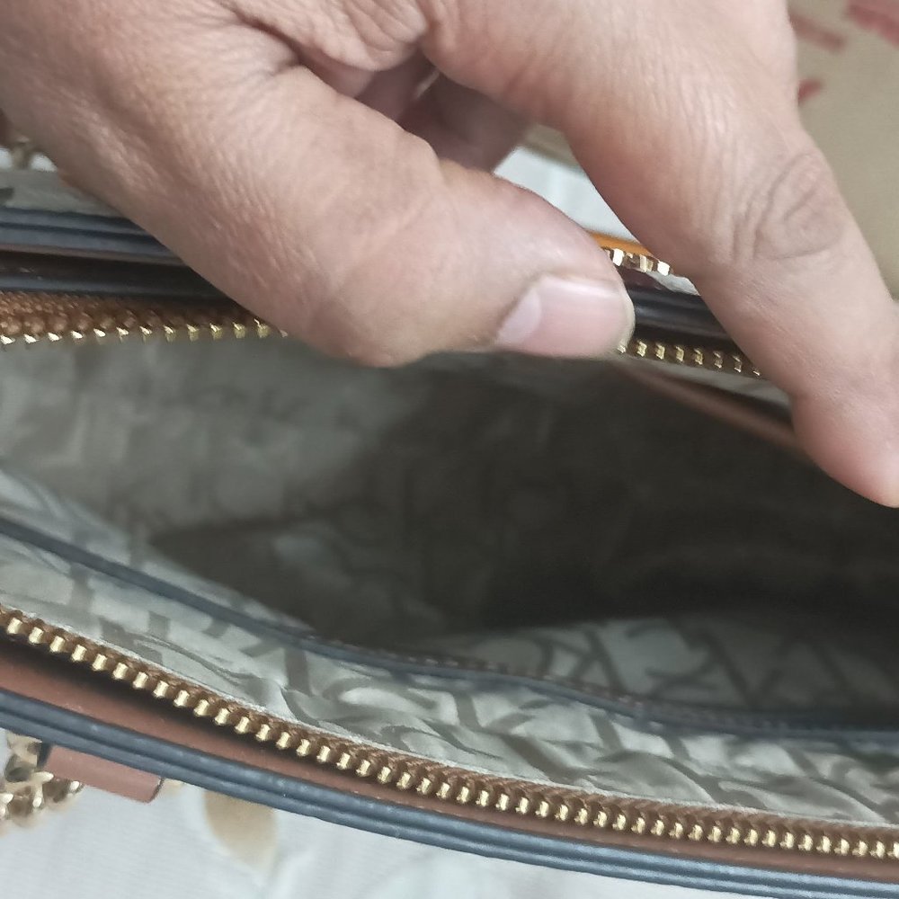 Authentic Calvin Klein coated PVC rainbow signature tote bag - Picture 8 of 14